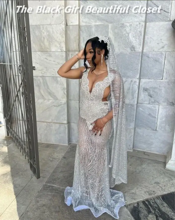 Silver prom dresses with glitter, pearls, and tulle for parties - Image 2