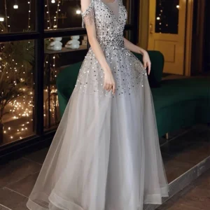 Silver Gray Prom Dresses Sequined O-Neck A-Line Evening Gown Beads