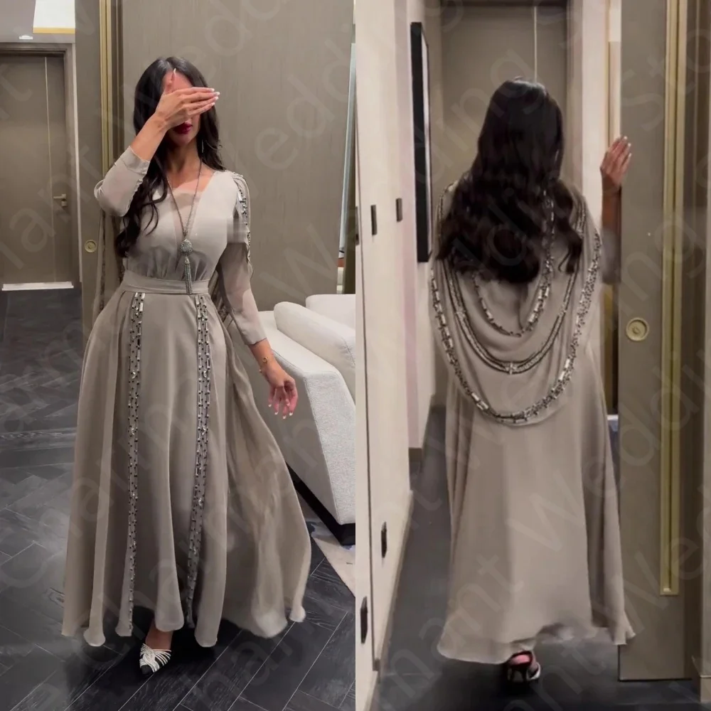 Customized On Sale Classic Prom Gowns Arabic Evening Dresses V-Neckline