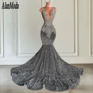 Sparkly Silver Prom Dress 2025 Luxury Crystal Mermaid Evening Gown
